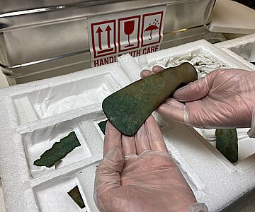 Knaufhammeraxt aus dem Lüstringer Kupferfund