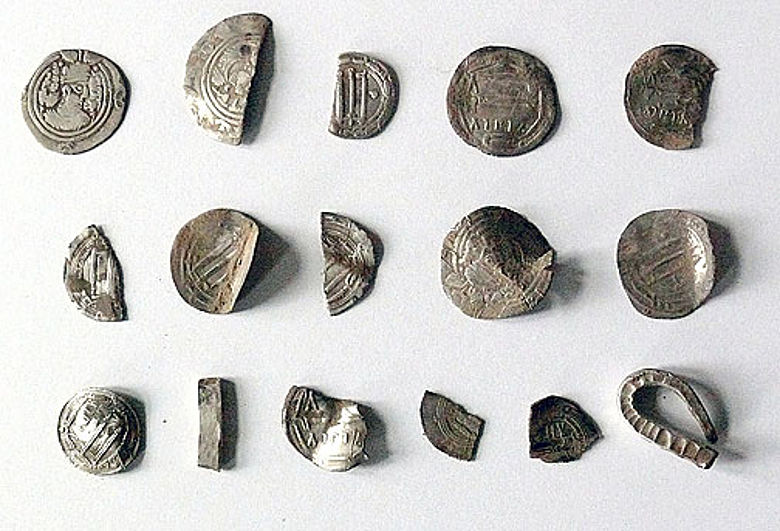 Arabische Münzen (Foto: Jan Meßerschmidt, Universität Greifswald)