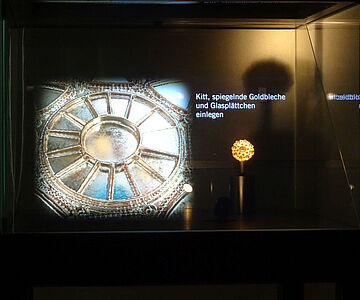 Holo-Vitrine im LWL-Archäologie-Museum