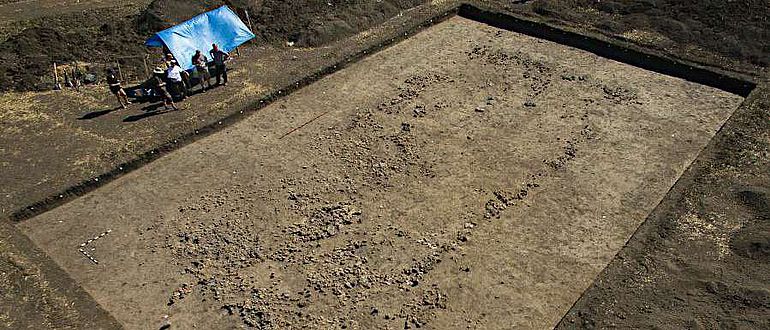 Kupferzeitliches Versammlungshaus nach der Freilegung