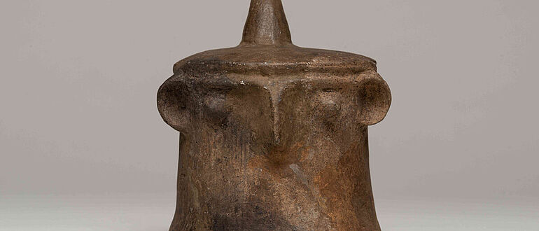 Stülpdeckel mit Gesichtsdarstellung, Fundort: Troia