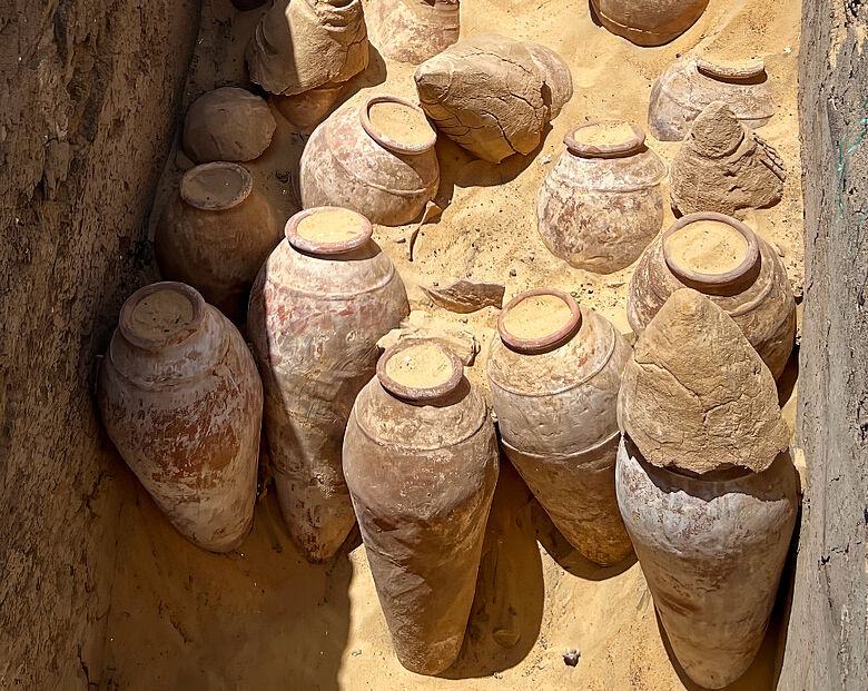 Weinkrüge im Grab der Königin Meret-Neith