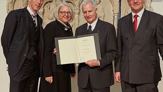 Verleihung Archäologiepreis an Prof. Lüning