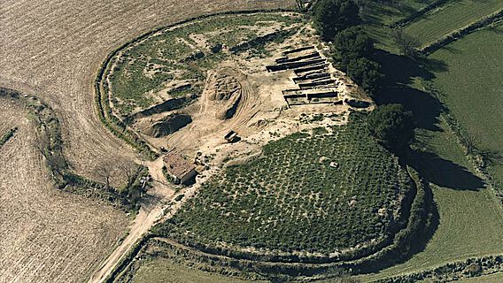 Luftaufnahme der früheisenzeitlichen Siedlung Alto de la Cruz, Navarra