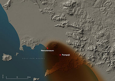 Abb. 4| Ausbreitung der Aschewolke beim Ausbruch 79 n. Chr. geht getrieben vom Nordwestwind südöstlich des Vesuvs bei Pompeji nieder. Über ein Gebiet von ca. 70 km Länge lagern sich Asche und Lapilli bis zu einer Höhe von ca. 260 cm ab © LDA Sachsen-Anhalt, G. Orsi Abb. 4| Ausbreitung der Aschewolke beim Ausbruch 79 n. Chr. geht getrieben vom Nordwestwind südöstlich des Vesuvs bei Pompeji nieder. Über ein Gebiet von ca. 70 km Länge lagern sich Asche und Lapilli bis zu einer Höhe von ca. 260 cm ab © LDA Sachsen-Anhalt, G. Orsi