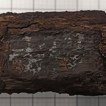 Freigelegte Inschrift auf der Degenklinge