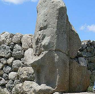 Das Sphinx-Tor von Hattuscha in seinem heutigen Zustand (Foto: Rita1234; CC BY-SA 3.0)