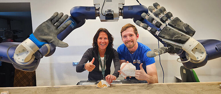 Puzzle-Roboter im Humanoid Robots Lab der Uni Bonn