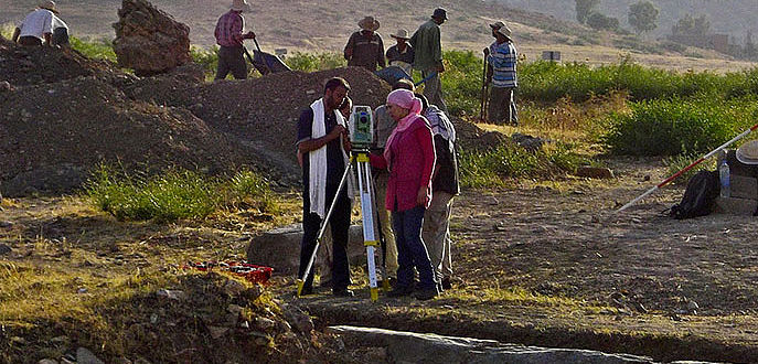 Tunesische Archäologen