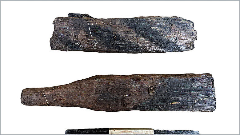 Torfspaten aus Holz