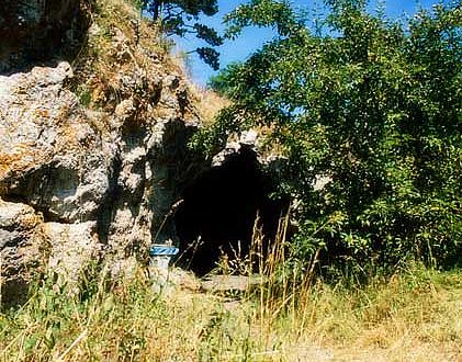 Vogelherdhöhle