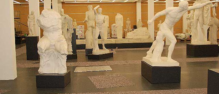 Einzug in den Herderbau (Foto: Uni Freiburg)