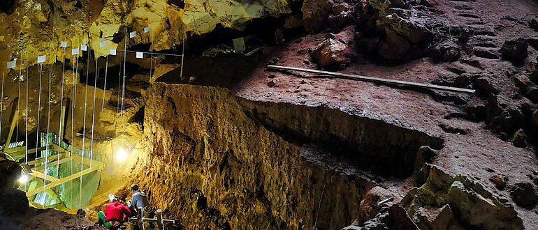 Ausgrabung in der Höhle Tam Pà Ling