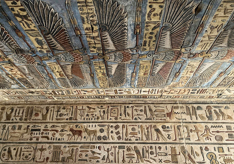 Deckengemälde im Tempel von Esna