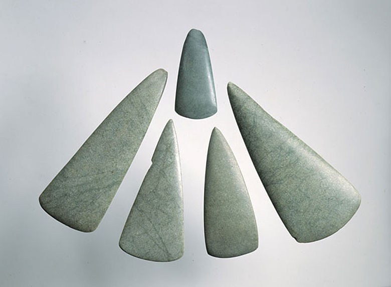 Jadeitbeile aus Mainz-Gonsenheim, 5.000 - 4.000 v. Chr.