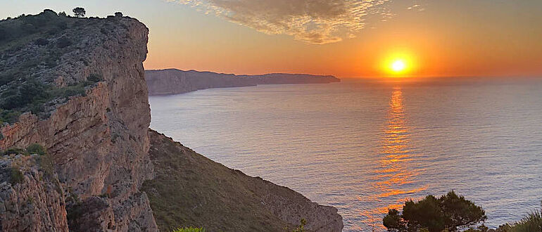 Blick von der Cova de les Cendres (Alacant, Spanien)