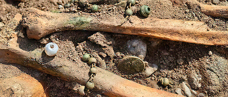 Rosenkranz als Grabbeigabe Rosenkranz als Grabbeigabe