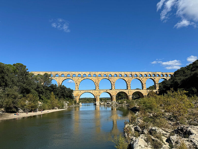 Aquädukt bei Nîmes Aquädukt bei Nîmes